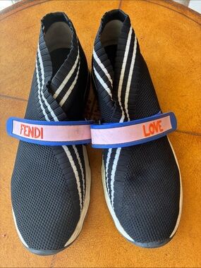AITHENTIC FENDI - Black Knit Slip-On Sneakers with Pink and Blue Accent Straps